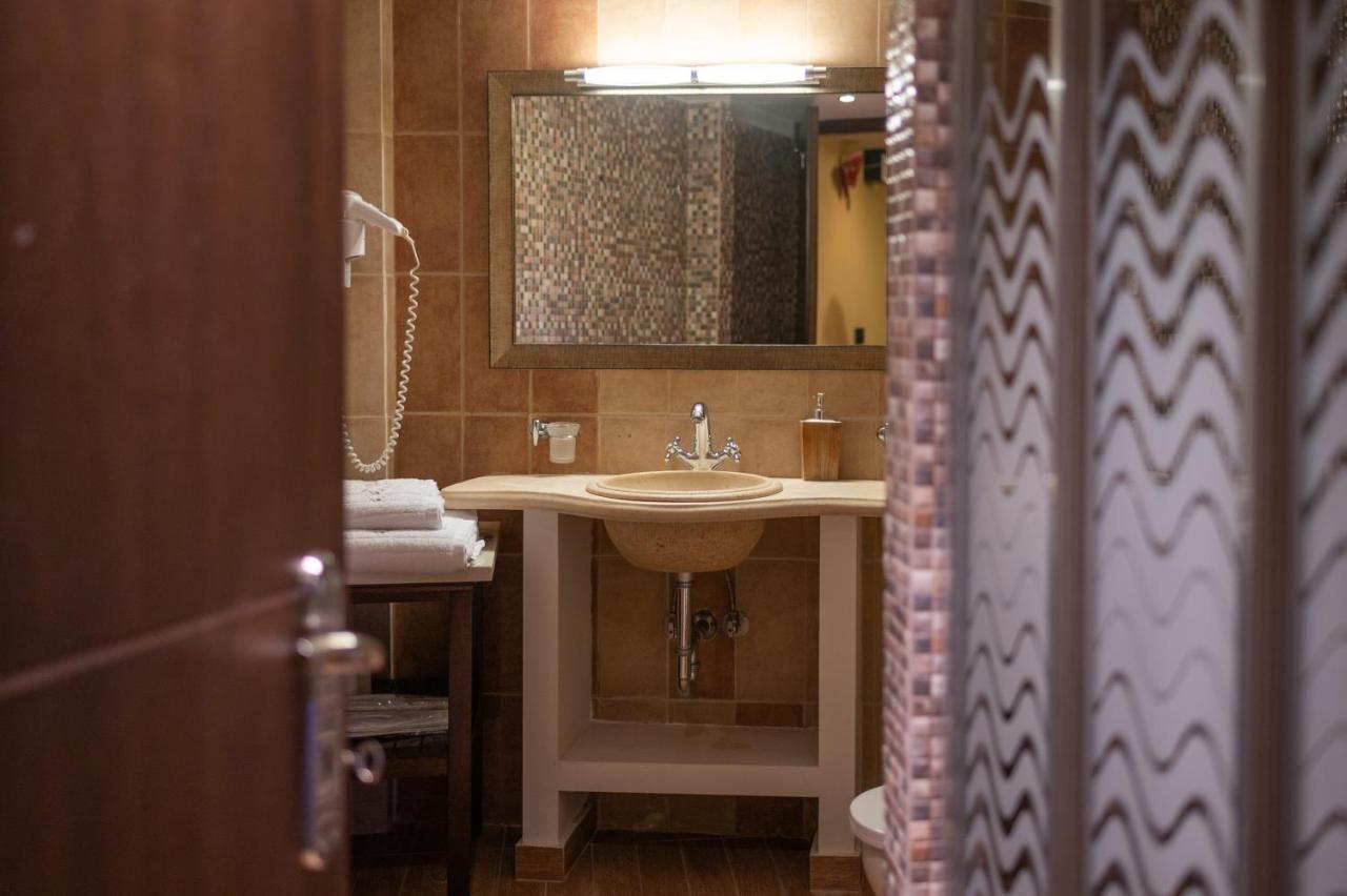 Kato Sinikia Trikalon Vathyskia Guesthouse מראה חיצוני תמונה