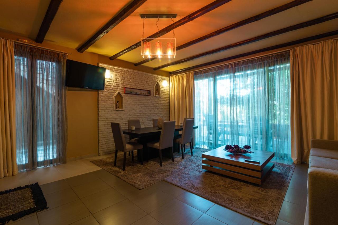 Kato Sinikia Trikalon Vathyskia Guesthouse מראה חיצוני תמונה