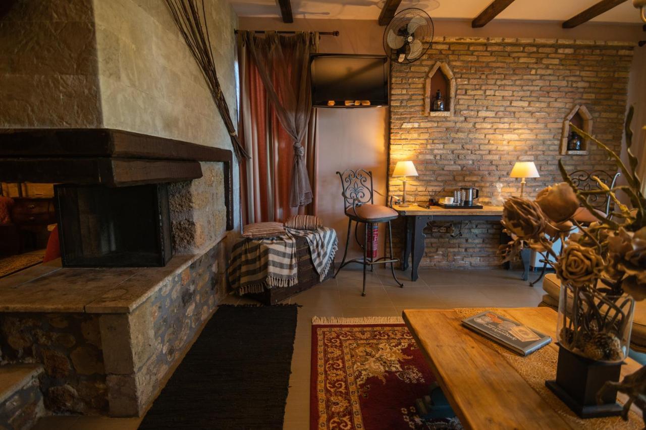 Kato Sinikia Trikalon Vathyskia Guesthouse מראה חיצוני תמונה