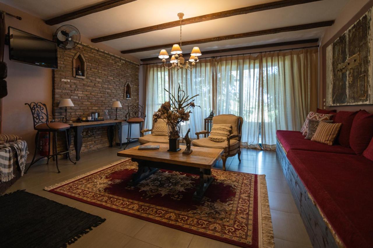 Kato Sinikia Trikalon Vathyskia Guesthouse מראה חיצוני תמונה