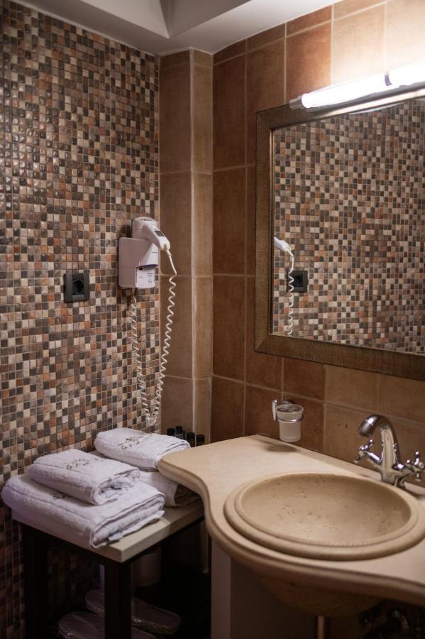 Kato Sinikia Trikalon Vathyskia Guesthouse מראה חיצוני תמונה