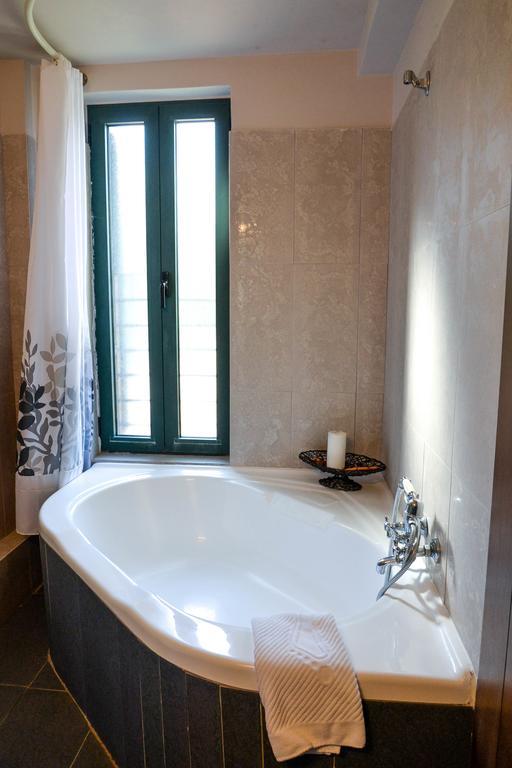 Kato Sinikia Trikalon Vathyskia Guesthouse מראה חיצוני תמונה